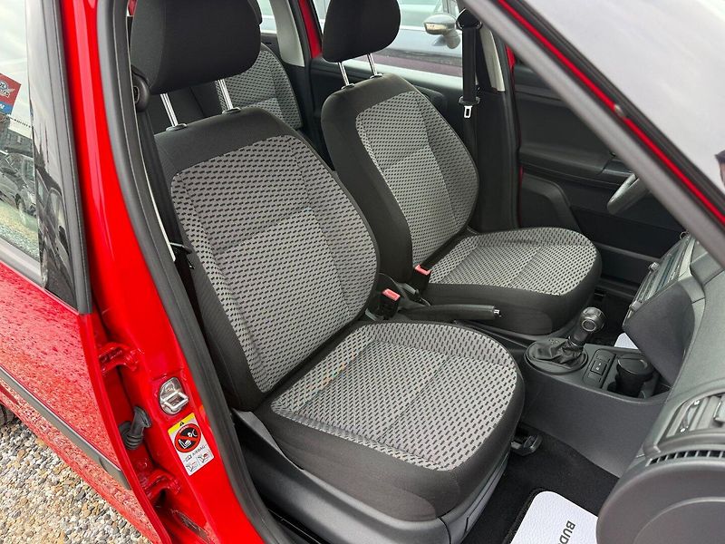 Škoda Roomster (2011) 1.2TSI 77kW *DSG*Klima*ALU* - fotka 14 z 21
