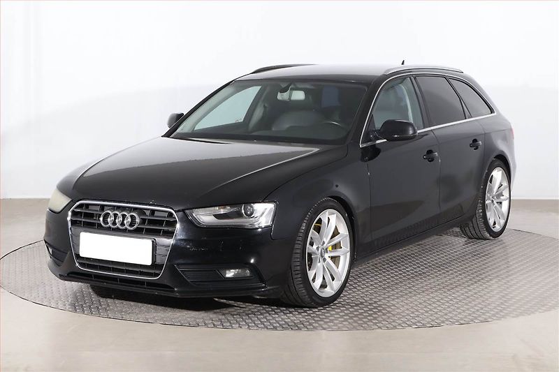 Audi A4 (2012) 3.0 TDI, 4X4, Automat - fotka 2 z 23
