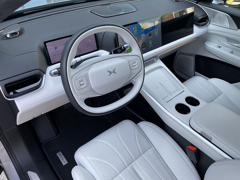 Xpeng G9 (2025) AWD Performance - fotka 17 z 37