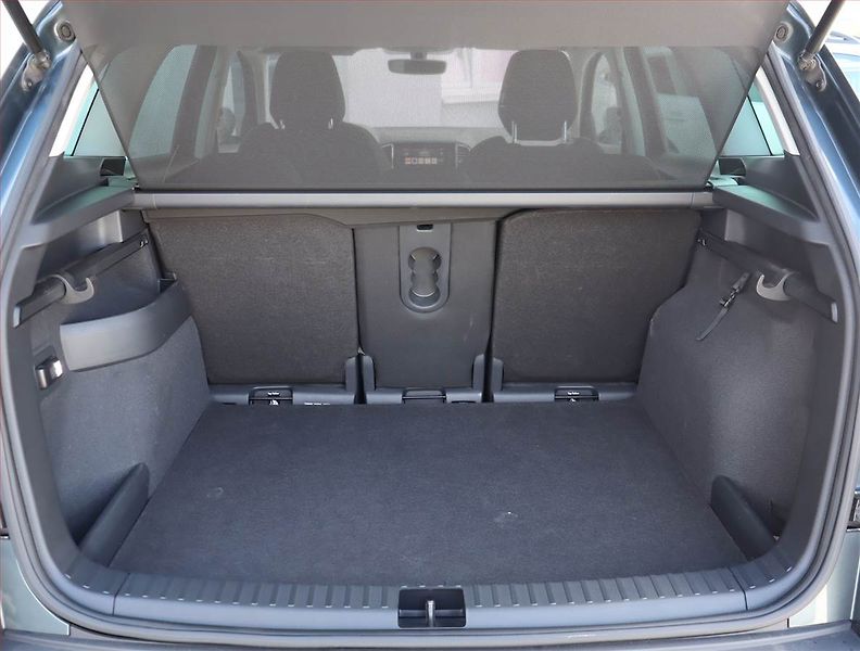 Škoda Karoq (2020) 1.6 TDI - fotka 13 z 17