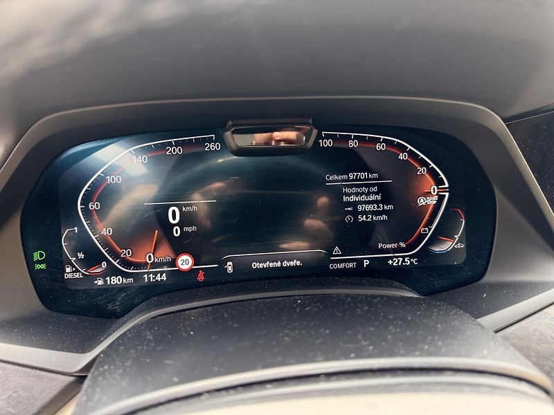 BMW X6 (2021) 40D, M-SPORT,ČR,PŘIPRAVUJEME - fotka 13 z 14