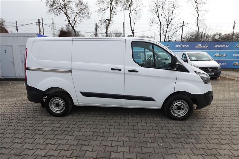 Ford Transit Custom 2,0 TDCI  L1H1 - fotka 7 z 30