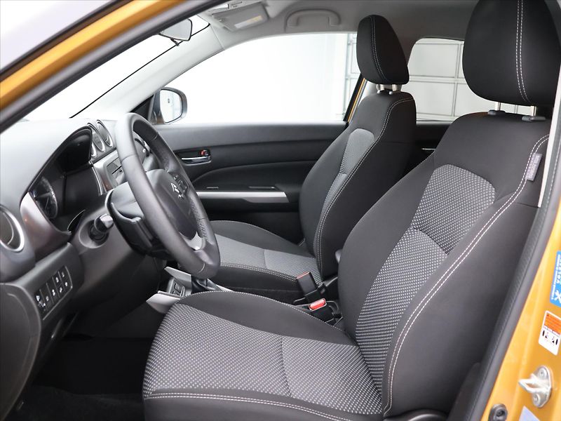 Suzuki Vitara 1,4 BoosterJet 103kW AllGrip C - fotka 11 z 36