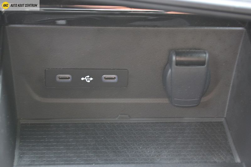 Renault Espace techno full hybrid E-Tech 200 - fotka 34 z 64