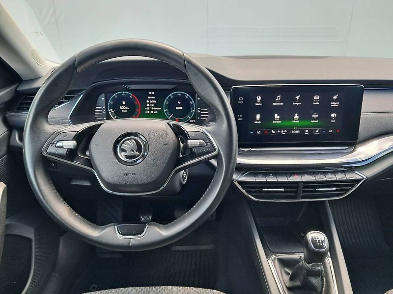 Škoda Octavia (2023) COMBI IV  STYLE 2.0 TDI / 85 k - fotka 5 z 28