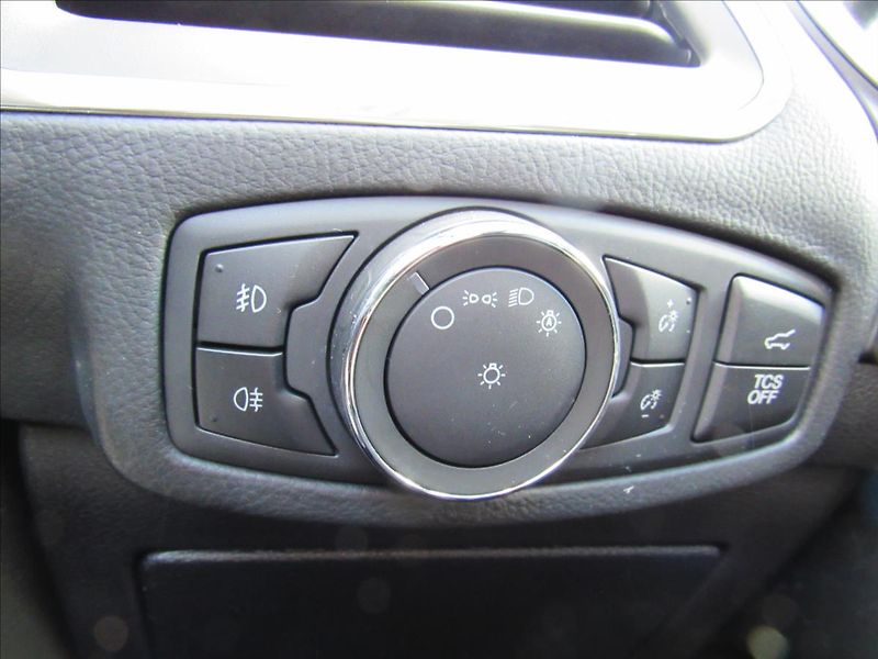 Ford Edge 2,0 TDCi EcoBlue 175kW 4x4 Aut - fotka 24 z 33