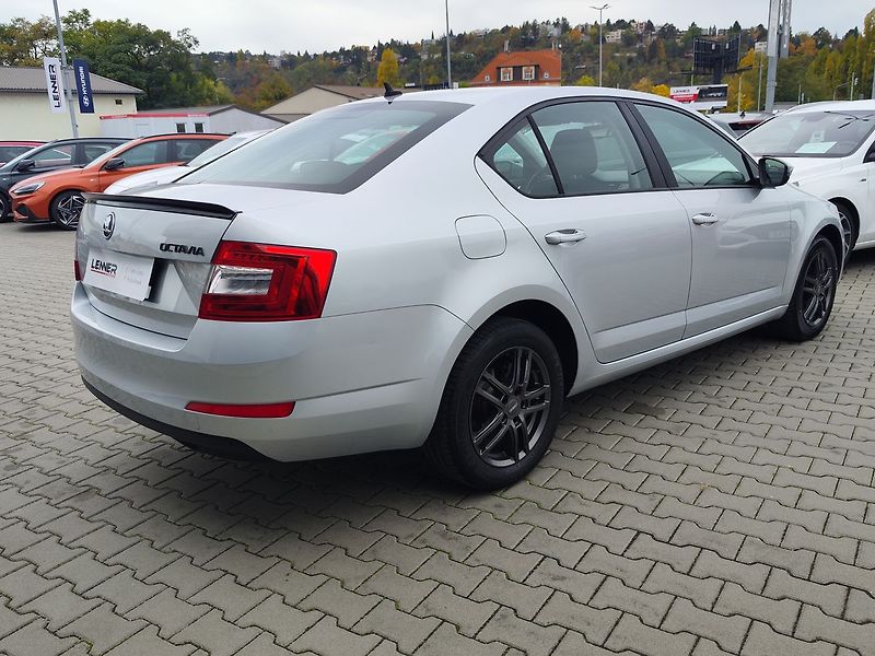 Škoda Octavia 1.6 TDI/81kW Style - fotka 5 z 28