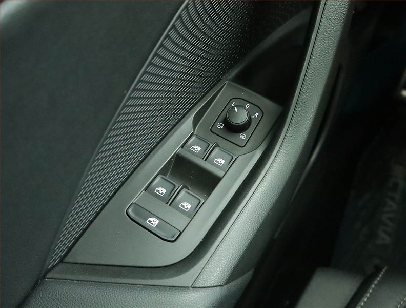Škoda Octavia (2023) Scout 2.0 TDI - fotka 16 z 17