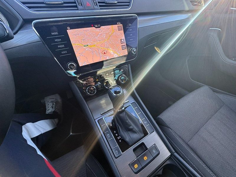 Škoda Superb (2019) DSG 2,0 TDI 140 KW STYLE+ SŠA - fotka 29 z 49