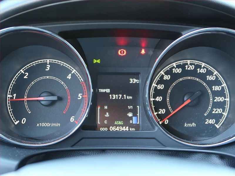 Mitsubishi ASX (2013) 1.8 DI-D MIVEC, 4X4 - fotka 11 z 17