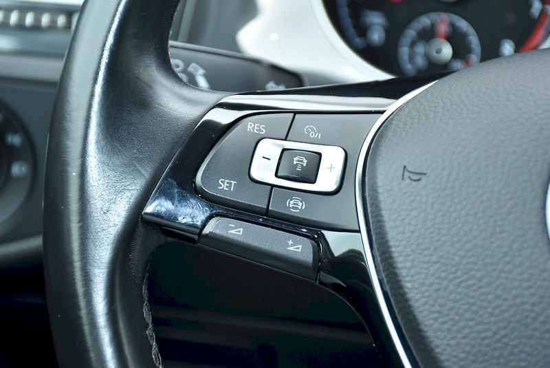 Volkswagen Golf (2020) MARATHON EDITION 1.5 TSI 96kW - fotka 28 z 33