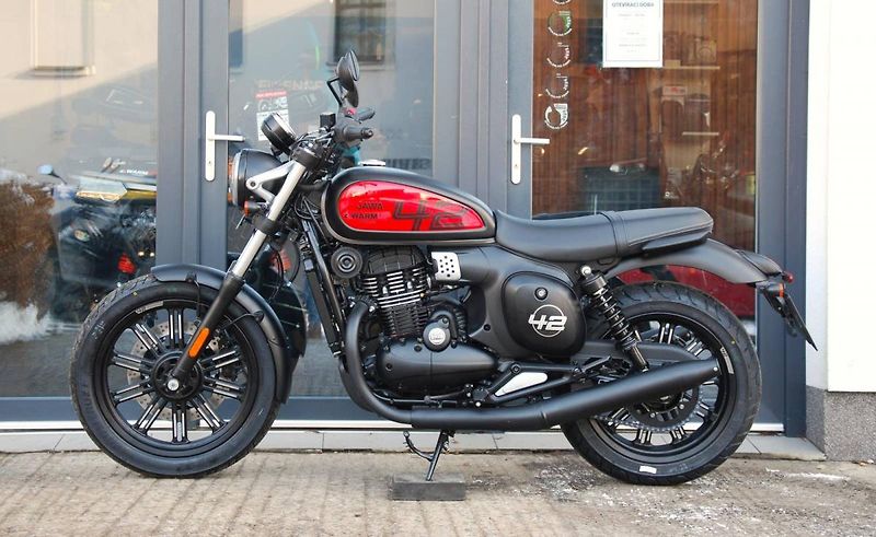 Jawa 42 (2026) 350 CL 42 - fotka 5 z 25
