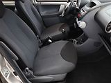 Toyota Aygo (2008) 1.0 VVT-i, nová STK, Tažné - náhled 7