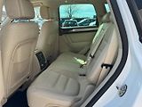 Volkswagen Touareg (2015) 3,0 TDI  193 KW Rline - náhled 13