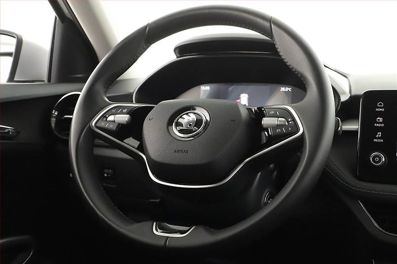 Škoda Fabia (2024) 1.0 TSI, Top Selection, FullLe - fotka 14 z 15