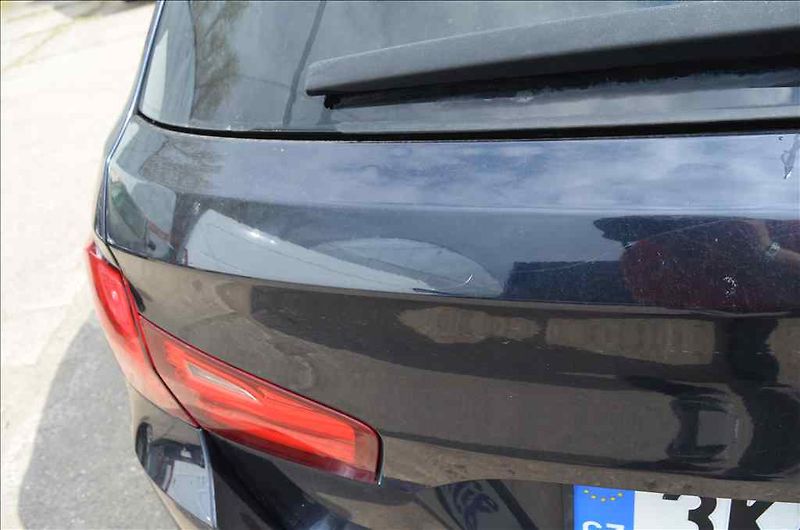 BMW Řada 5 (2011) 535 D XDRIVE TOURING AT - fotka 20 z 20