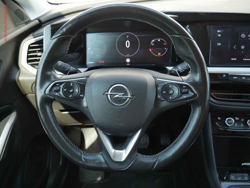 Opel Grandland (2022) 1.5 CDTi, Ultimate, AT, LED - fotka 13 z 21