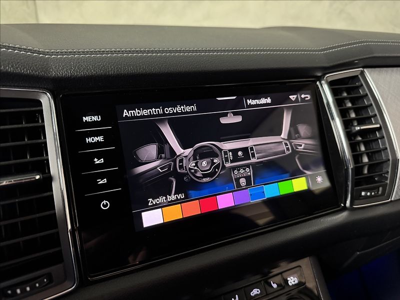 Škoda Kodiaq 2,0 TDi  DSG 4x4 Tour Assist K - fotka 30 z 48