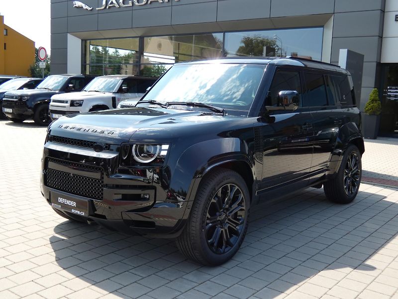 Land Rover Defender 110 4,4 OCTA P635 - fotka 4 z 46