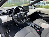 Toyota Corolla (2022) 1.8 90 kW hybrid / sedan - náhled 16