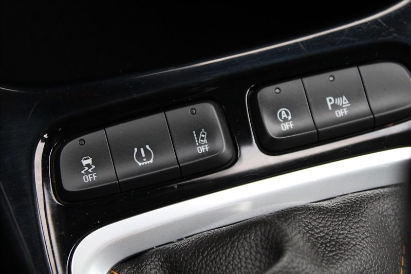 Opel Crossland X 1,2 T  NOVÉ V ČR,1.MAJITEL - fotka 18 z 39