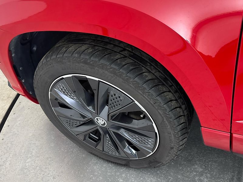 Škoda Karoq Sportline DSG - fotka 27 z 29