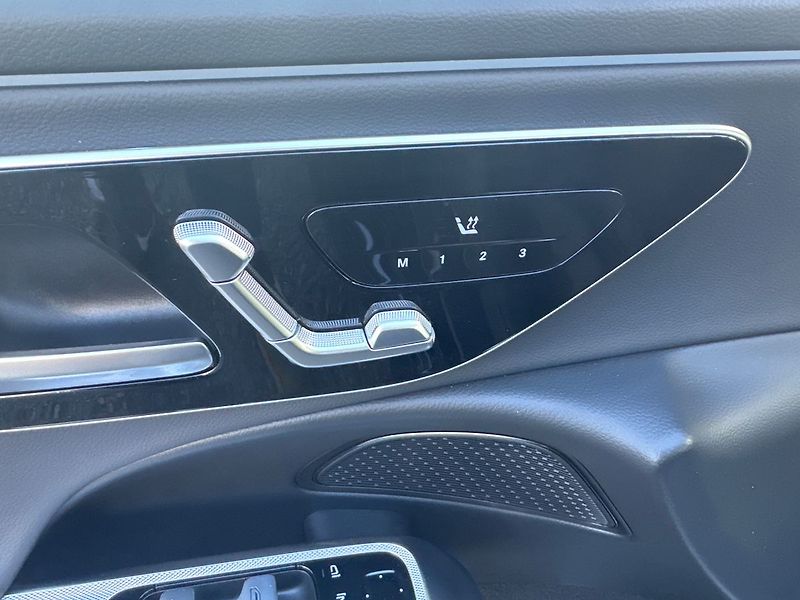 Mercedes-Benz Třídy E 220d 4MATIC AVANTGARDE - fotka 15 z 19