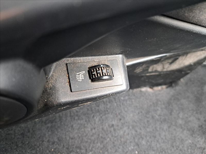 Peugeot 807 2,0 HDI - fotka 25 z 41