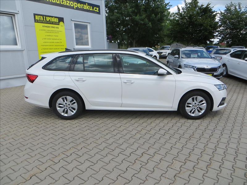 Škoda Octavia 2,0 TDI 85kW Ambition ČR - fotka 9 z 24