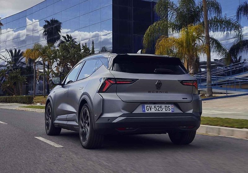Renault Scénic má velmi dobrý dojezd na jedno nabití