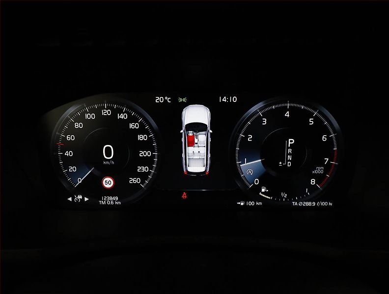 Volvo XC90 (2019) T6 AWD - fotka 9 z 21
