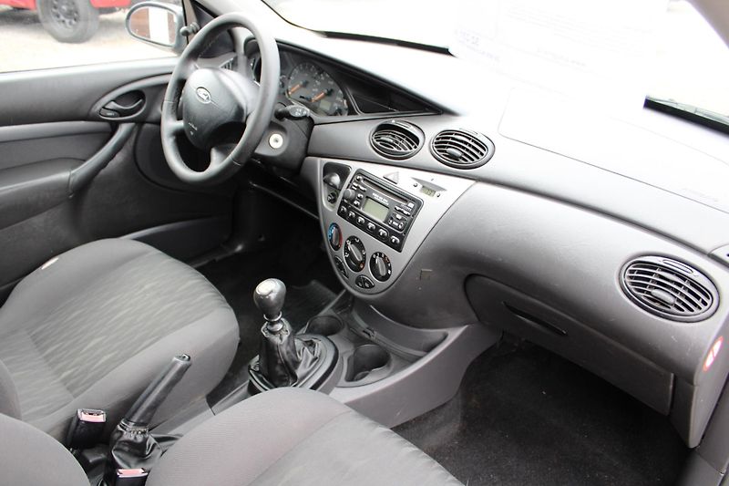 Ford Focus (2003) 2,0i 16V KLIMA ELOKNA VYH.SKLO - fotka 14 z 15