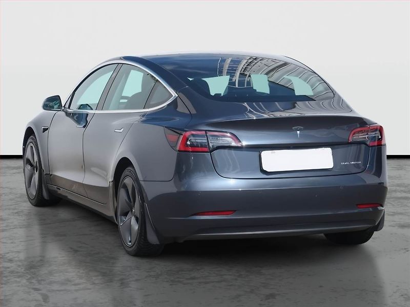 Tesla Model 3 (2019) Long Range 4WD 78kWh, SoH 75% - fotka 4 z 26