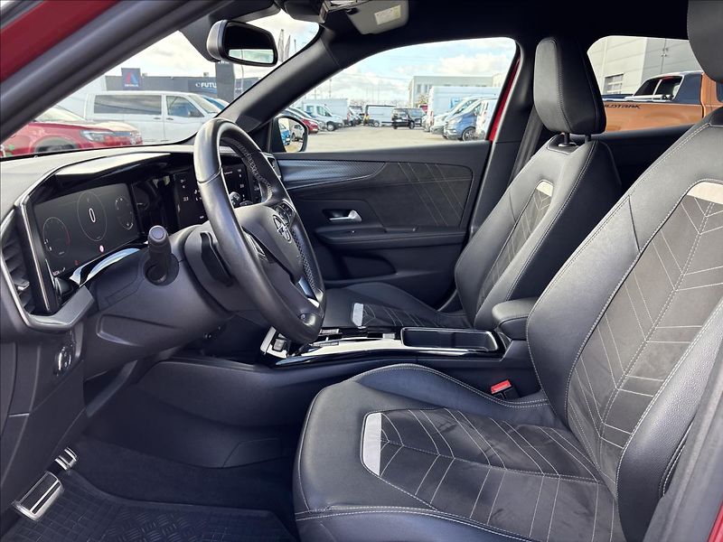 Opel Mokka 1,2 PureTEch 96kW Ultimate - fotka 20 z 42