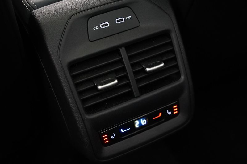 Volkswagen Passat - fotka 25 z 29