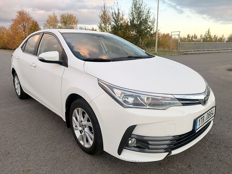 Toyota Corolla 1,6 97 kW-BENZIN  24 050 KM , - fotka 7 z 12