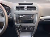 Škoda Octavia (2011) 1.2 TSI, ČR, Klima - náhled 12