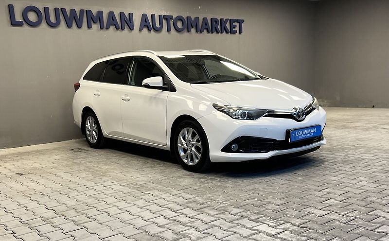 Toyota Auris Valvematic Touring Sports Acti - fotka 13 z 16