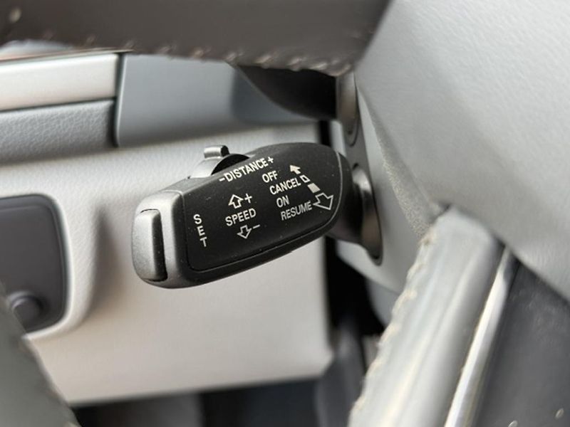 Audi A6 Avant kombi 3,0 TDi, tažné zařízení - fotka 26 z 42