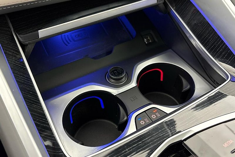 BMW X6 xDrive30d - fotka 21 z 36