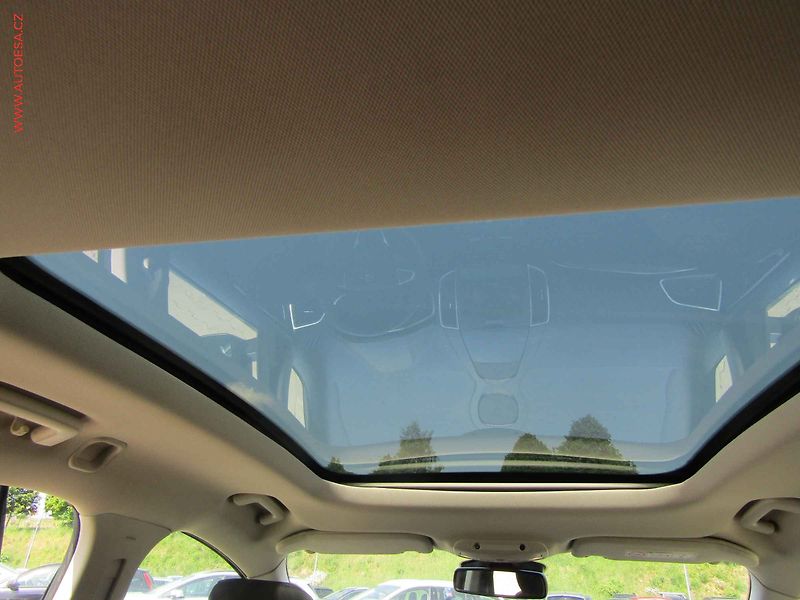 Ford S-MAX (2016) 2.0TDCi, AT, bixen, panor - fotka 25 z 25