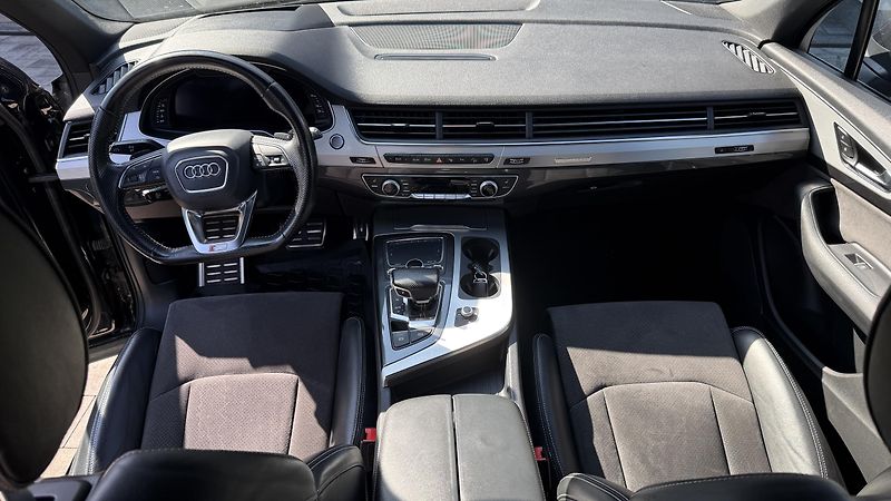 Audi Q7 (2016) HUD, Noční vidění, S-line - fotka 18 z 24