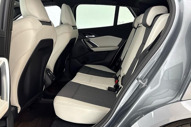 BMW X2 xDrive20d - fotka 8 z 25