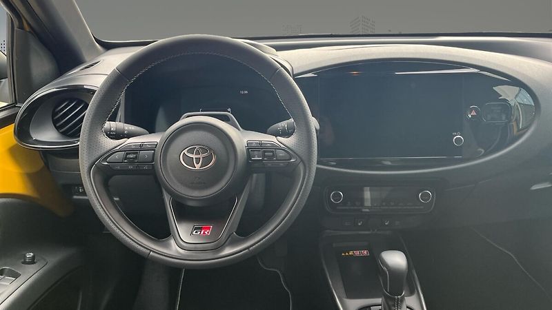 Toyota Aygo 1,5 Hybrid e-CVT GR Sport + 5 - fotka 5 z 8