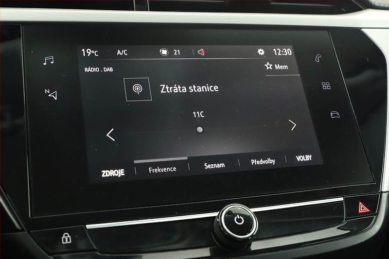 Opel Corsa (2021) Edition 50 kWh, SoH 92% - fotka 14 z 18