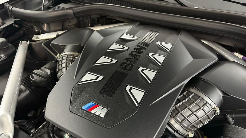BMW X7 M60i X-DRIVE / ZÁRUKA / 7 MÍST - fotka 63 z 67