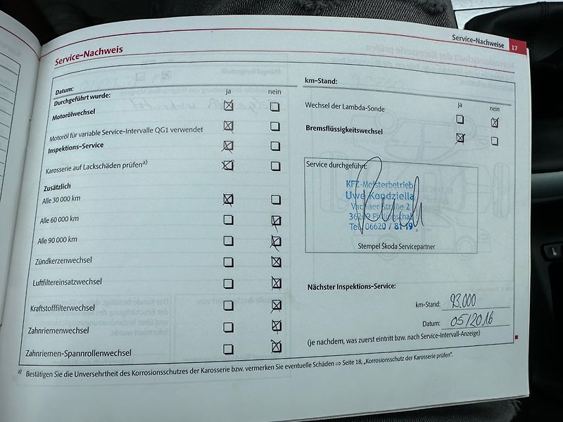 Škoda Octavia (2011) RS 2,0TDI - fotka 22 z 32