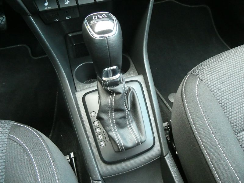 Škoda Rapid 1,4 TSi 90kW 1.majitel, DSG - fotka 31 z 41