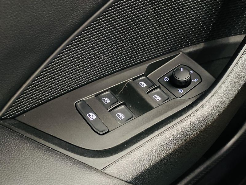 Škoda Octavia 1,5 TSI m-HEV 110kW DSG Style - fotka 18 z 25