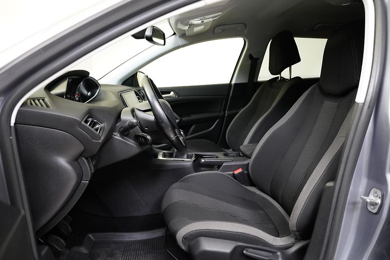 Peugeot 308 - fotka 11 z 25